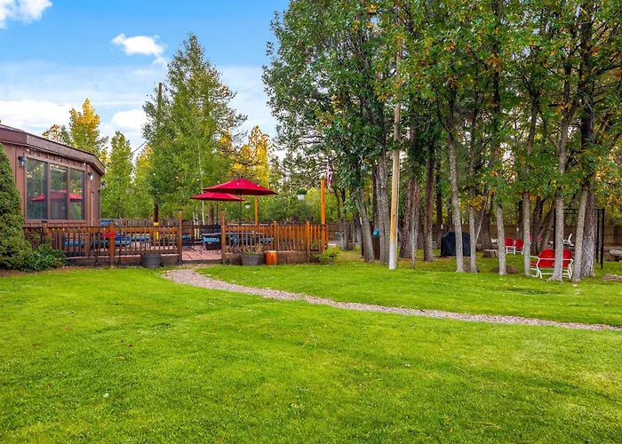 Pine-lodge By Roundhouse And Apartament Indian Pine