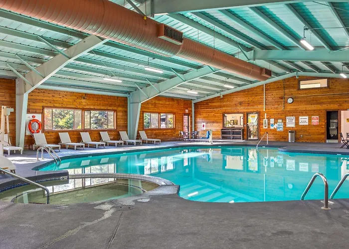 Pine-lodge By Roundhouse And Apartament Indian Pine